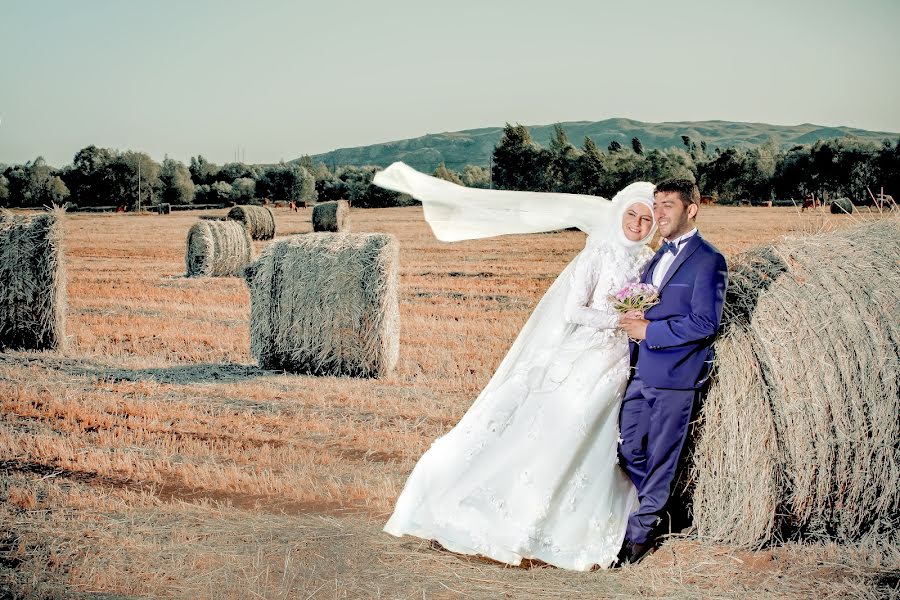 Fotógrafo de bodas Emre Yıldırım (studionecmi). Foto del 24 de julio 2018