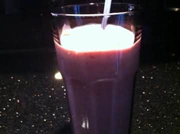 STRAWBERRY/BANANA  SMOOTHIE