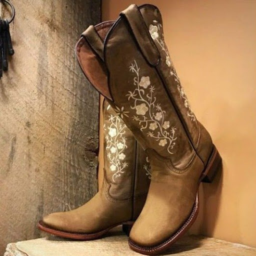 Title 5, Round Toe Retro Embroidered Knight Boots offer ...