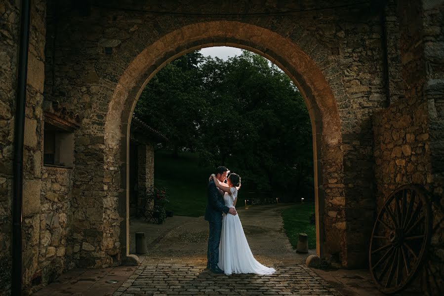 Fotógrafo de casamento Gerard Reyes B. (f22estudi). Foto de 11 de outubro 2022