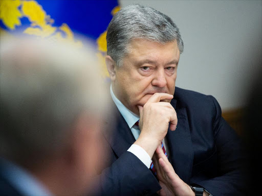 Ukrainian President Petro Poroshenko chairs a meeting on national defence and security in Kiev, Ukraine November 30, 2018. /REUTERS