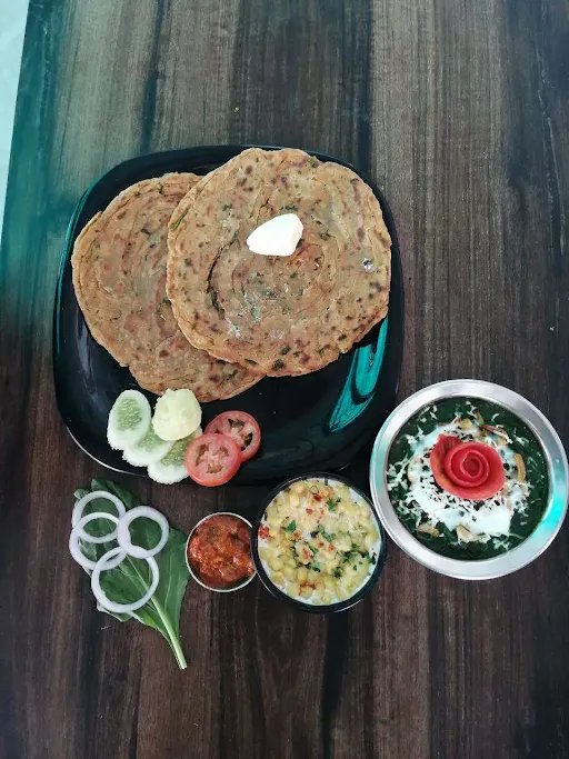 Aloo Pyaz Cheese Paratha