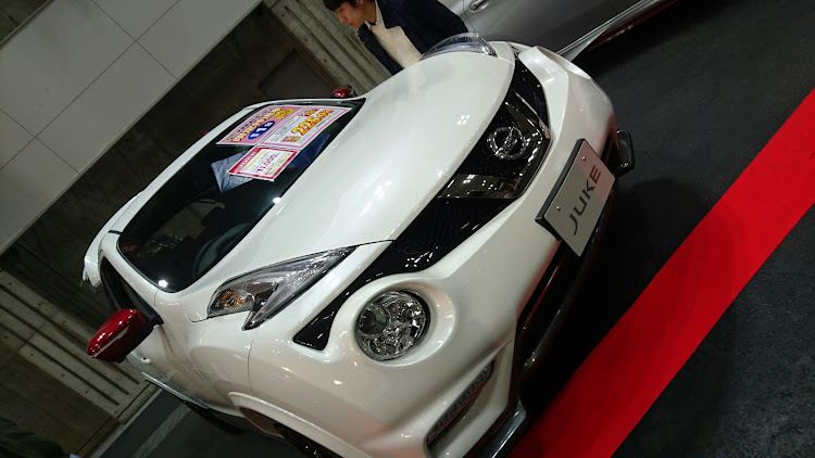 アクセラスポーツのスカイライン・セレナe-power・ノートnismo S・メガーヌRS・マーチニスモに関するカスタム事例の投稿画像3枚目