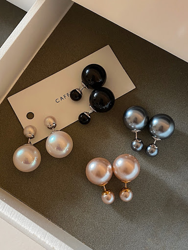 Title 9, Silver needle pearl ear studs, many heather gra...