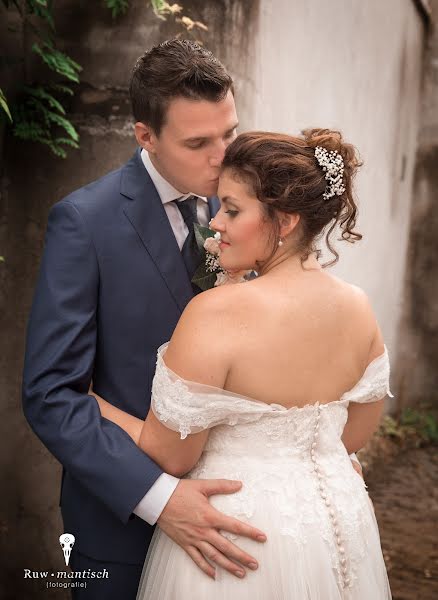 Fotografo di matrimoni Eline Kentie (elinekentie). Foto del 1 febbraio 2019