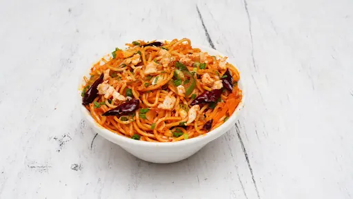 Schezwan Chicken Noodles