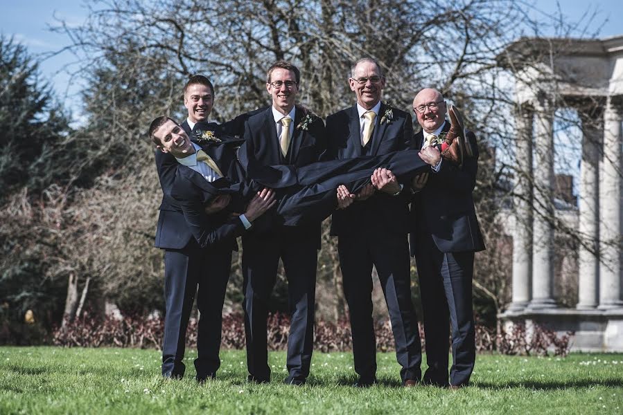 Fotógrafo de casamento Tracey Dobbs (traceydobbs). Foto de 1 de julho 2019