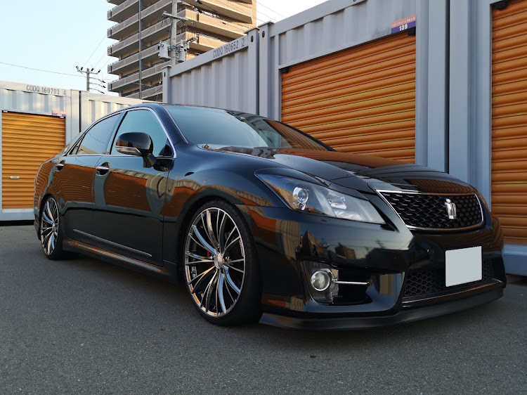 クラウンアスリートのJun Style・徘徊の帝王・福岡・スマホーンレフカメラに関するカスタム事例の投稿画像3枚目