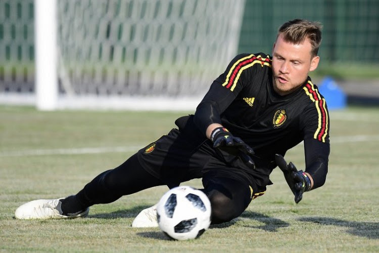 Une victoire compliquée pour les Diables Rouges ? Simon Mignolet réagit sur Twitter