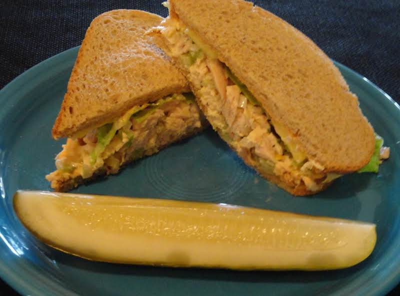 Sweet And Spicy Tuna Salad Sandwich!