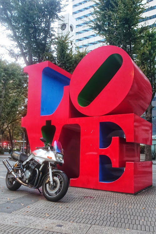 その他のカタナ・朝駆け・GSX1200S・キリン・LOVEオブジェに関するカスタム事例の投稿画像1枚目