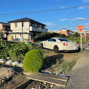 NISSAN GT-R R35