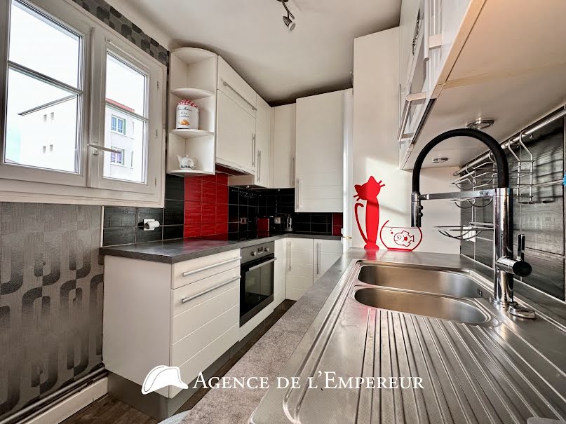 Vente appartement 4 pièces 67.2 m² à Rueil-Malmaison (92500), 440 000 €