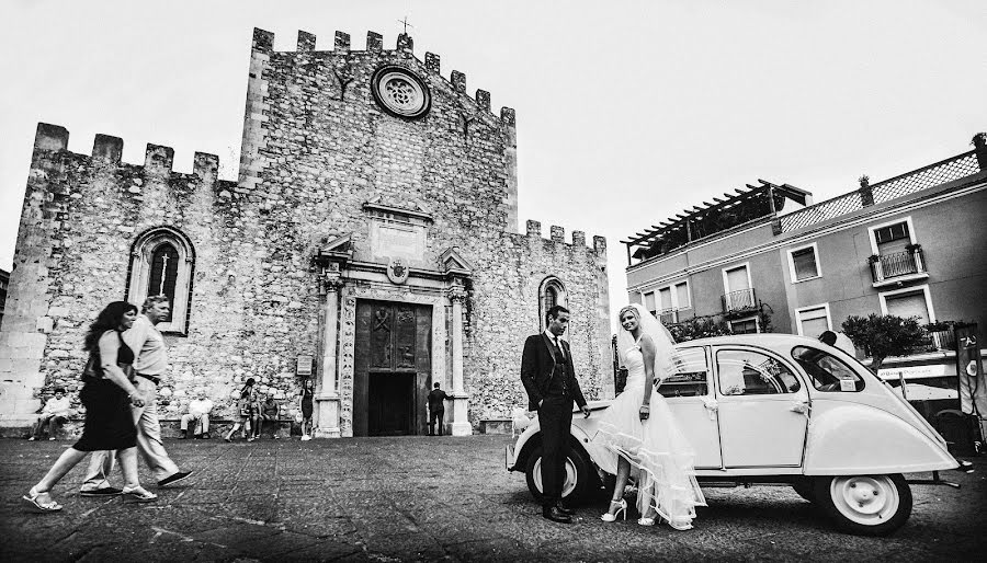 Fotograful de nuntă Carmelo Ucchino (carmeloucchino). Fotografia din 23 mai 2020