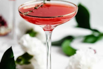 Pomegranate Kombucha Mimosa 