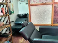 Sweetlie Beauty Parlour photo 1