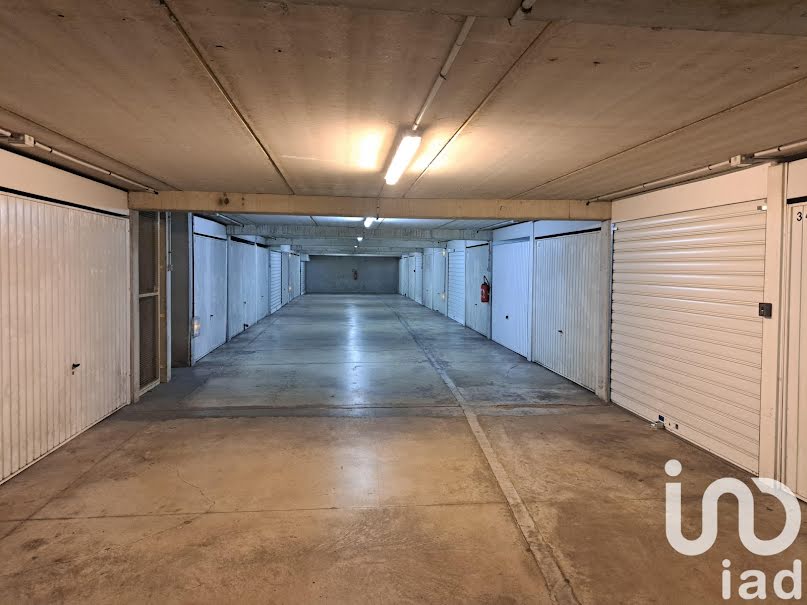 Vente parking  23 m² à Marseille 4ème (13004), 49 000 €