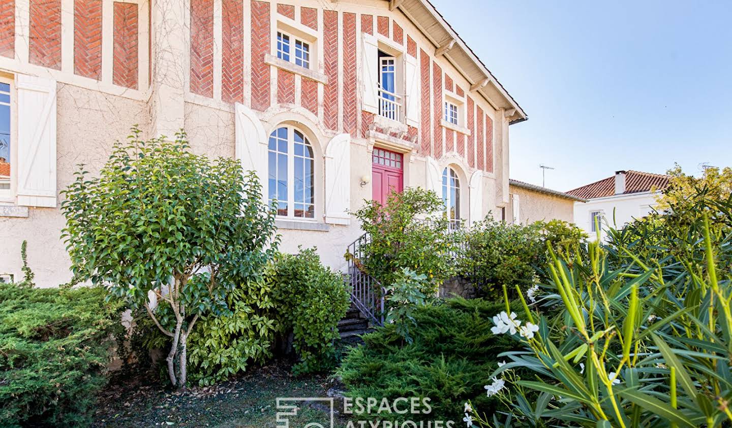 House with pool and terrace Albi