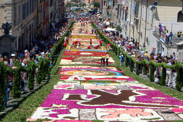 L'infiorata di Genzano di albertocastagnaphoto