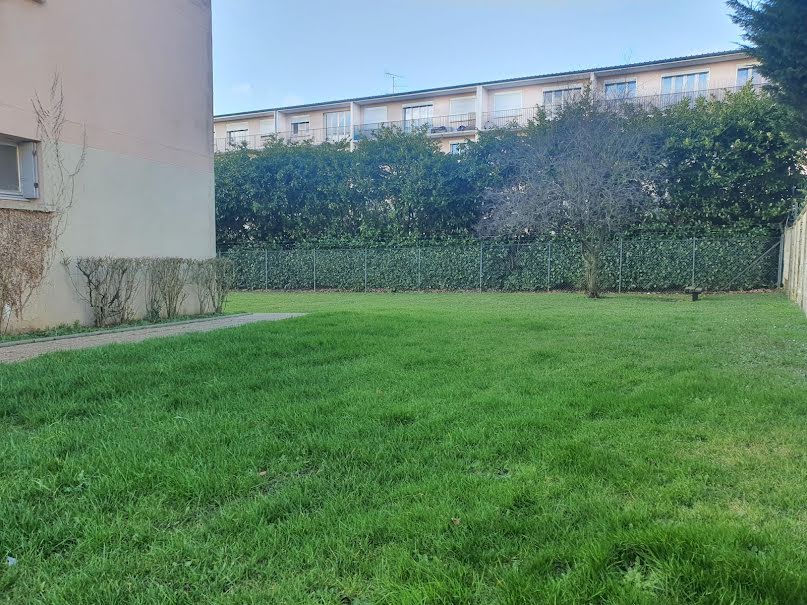 Vente appartement 1 pièce 13 m² à Evreux (27000), 26 000 €