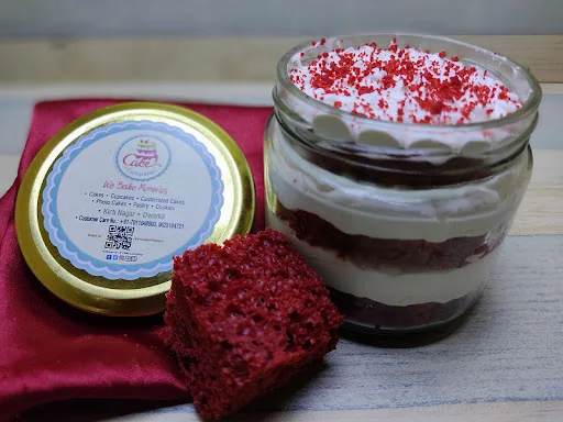 Eggless Red Velvet Jar Cake