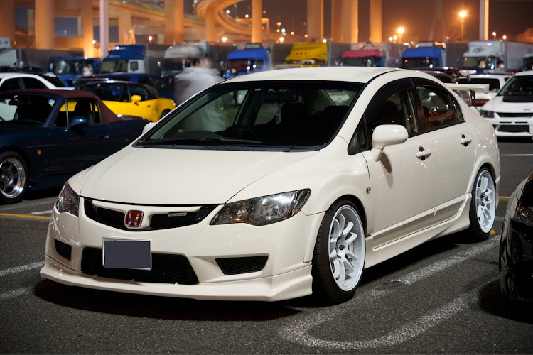 シビックタイプRの無限MUGEN・ホンダツインカムfeel's・pf01evo・ドライブ・シビックに関するカスタム事例の投稿画像1枚目