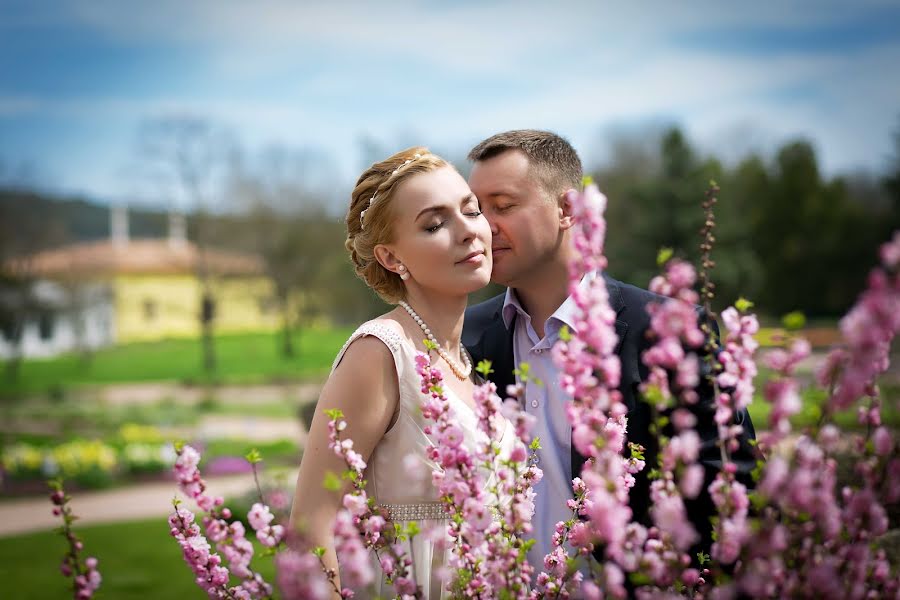 Wedding photographer Darya Ivanova (dariya83). Photo of 17 April 2015