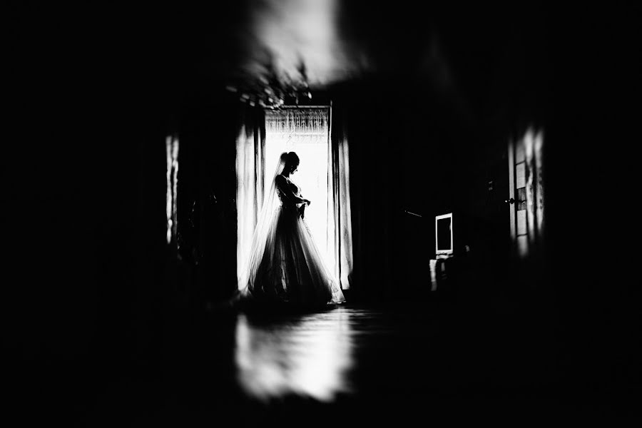 Fotografo di matrimoni Volodymyr Yakovliev (yakovliev). Foto del 10 febbraio 2021