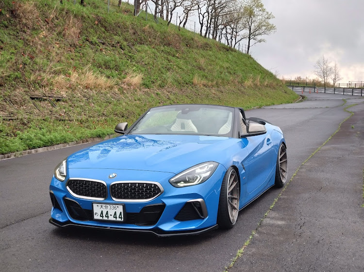 Z4 ロードスターの大分・ガンジー牧場・微妙な天気・マンチカン・北斗の拳に関するカスタム事例の投稿画像3枚目