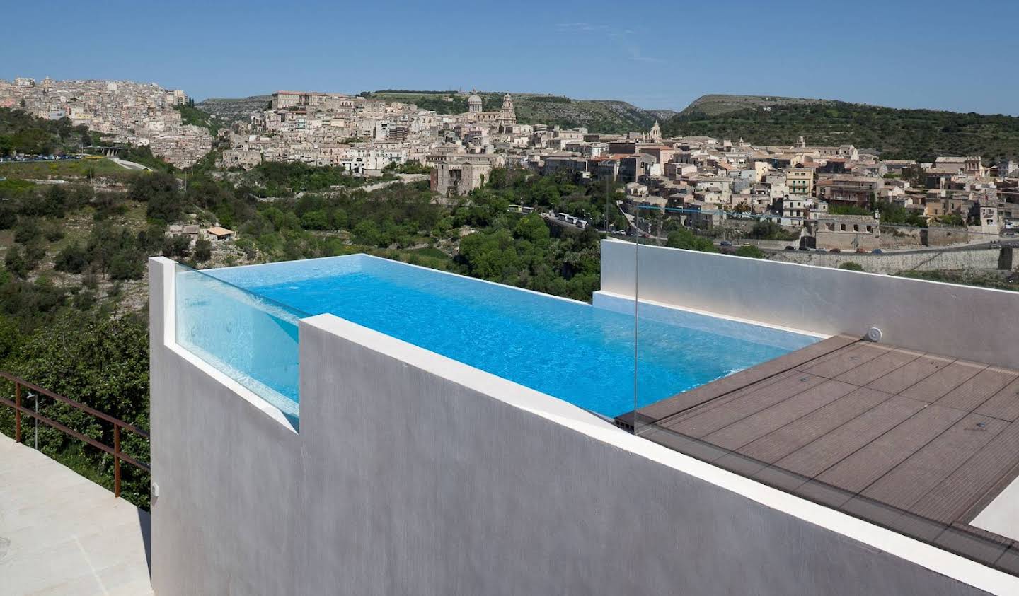 Villa avec piscine et jardin Raguse