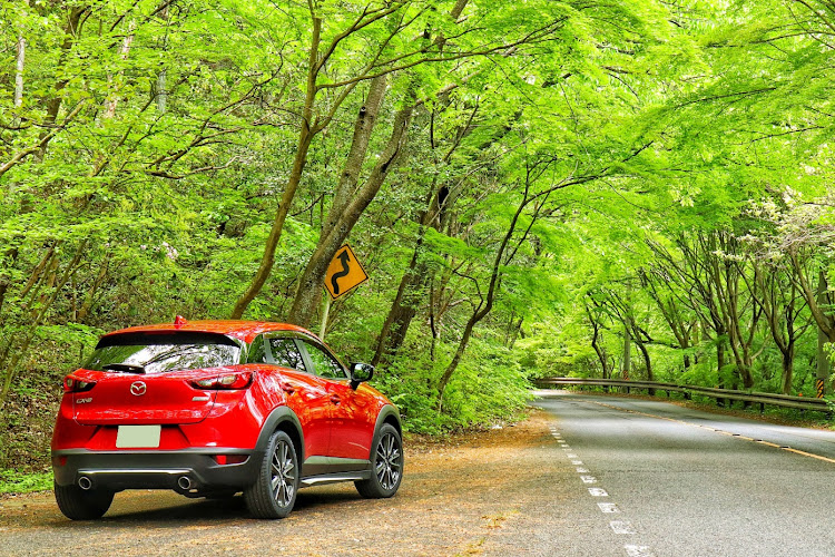 CX-3のコンパクトSUV・新緑と愛車・ワインディング楽しい・煽り投稿はいけません・気付けば 777投稿😆に関するカスタム事例の投稿画像1枚目