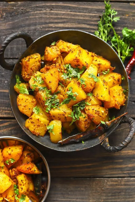 Masaledar Aloo Jeera ( Medium Serves 2- 3)