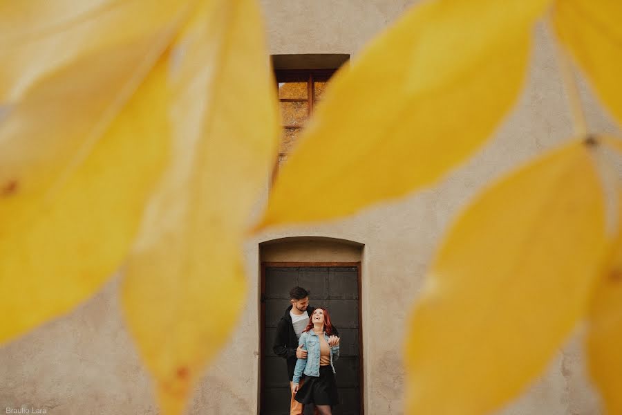 Fotografo di matrimoni Braulio Lara (brauliolara). Foto del 31 ottobre 2022