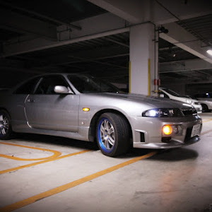 スカイライン R33