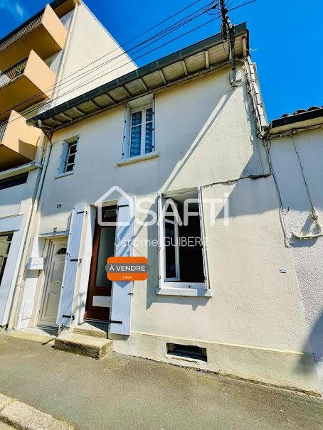 Vente maison 3 pièces 96 m² à Bressuire (79300), 107 500 €