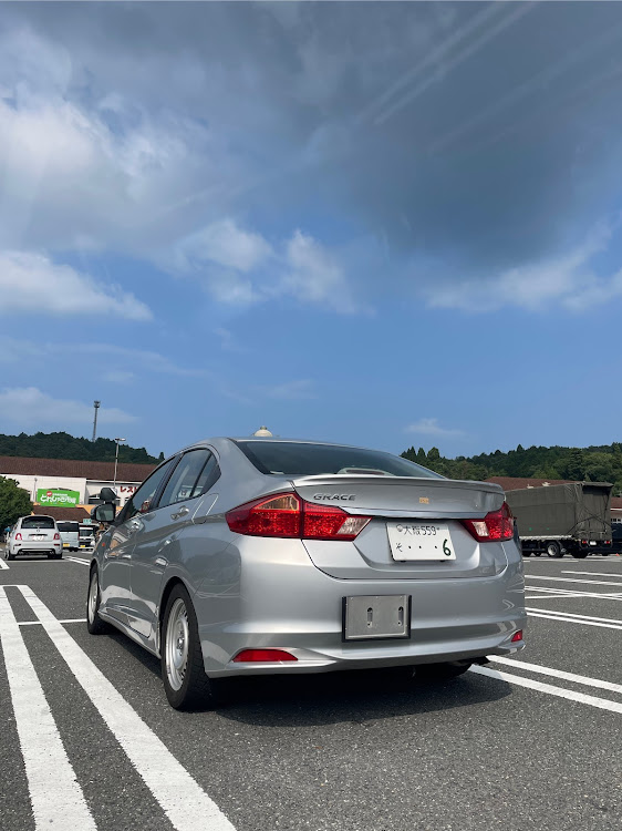 グレイスのホンダグレイス・GM6グレイス・GM6改・教習車・ホンダの珍車に関するカスタム事例の投稿画像6枚目