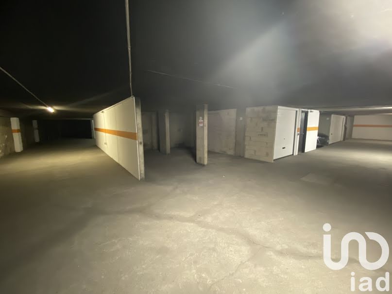 Vente parking  11 m² à Paris 10ème (75010), 22 000 €