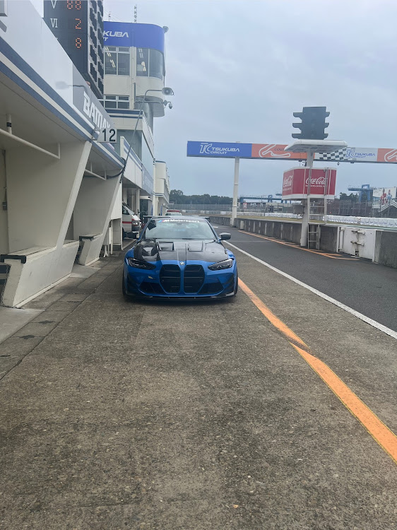 M4のe.BMWさんが投稿したカスタム事例の投稿画像1枚目