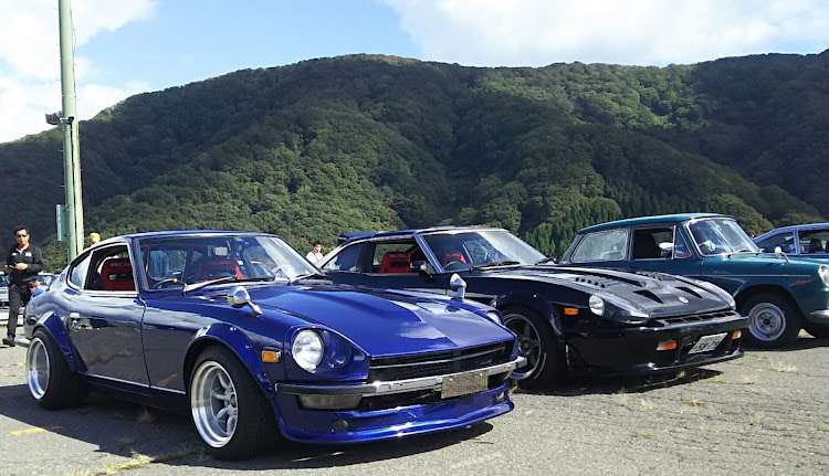 フェアレディZの右斜め前写真展・フォロワーさんたちとのコラボ写真・オフ会&touringでの一枚・意外と右斜め前は少ないですに関するカスタム事例の投稿画像28枚目