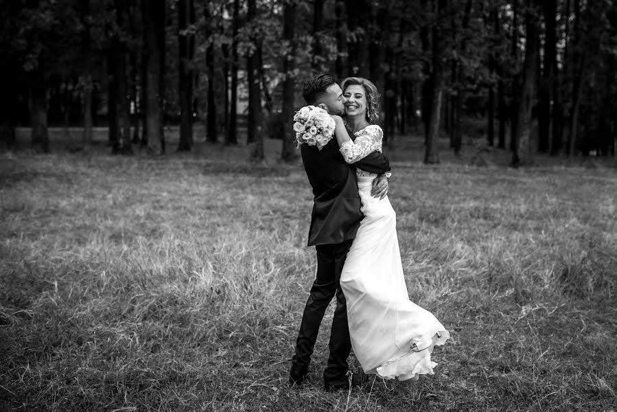 Wedding photographer Marius Stoian (stoian). Photo of 6 March 2018