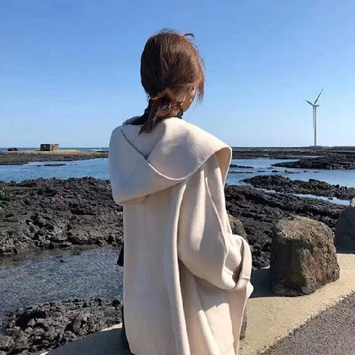 Title 3, Cape Woolen Coat Femmes Short