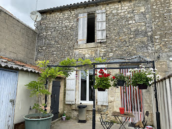 maison à Châteauneuf-sur-Charente (16)