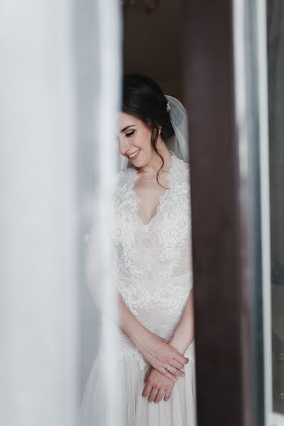 Fotografo di matrimoni Denis Gaponov (gaponov). Foto del 12 marzo 2019