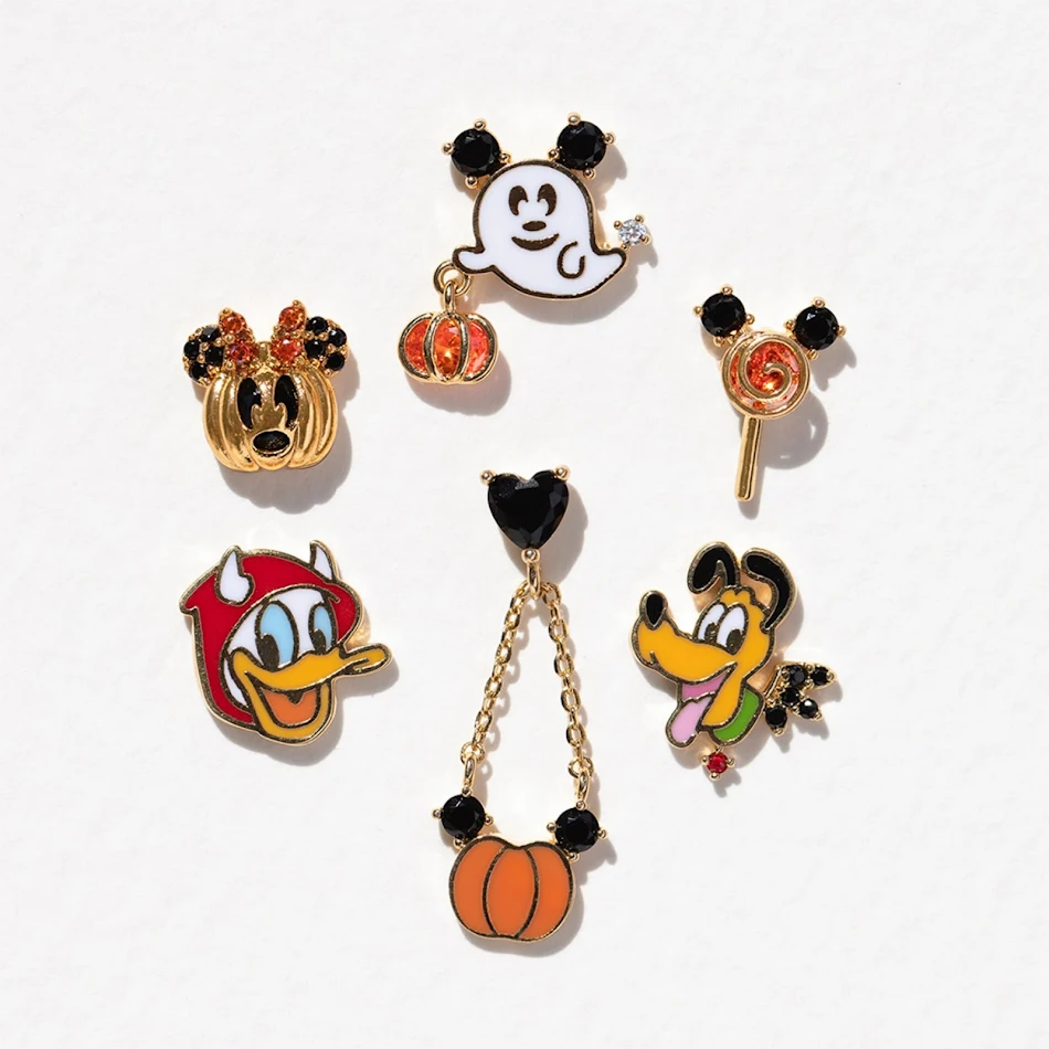 Fashion Cartoon Ghost Druppelende Stud Oorbellen, een uniek en leuk accessoire om je stijl uit te drukken met een vleugje fantasie en humor!