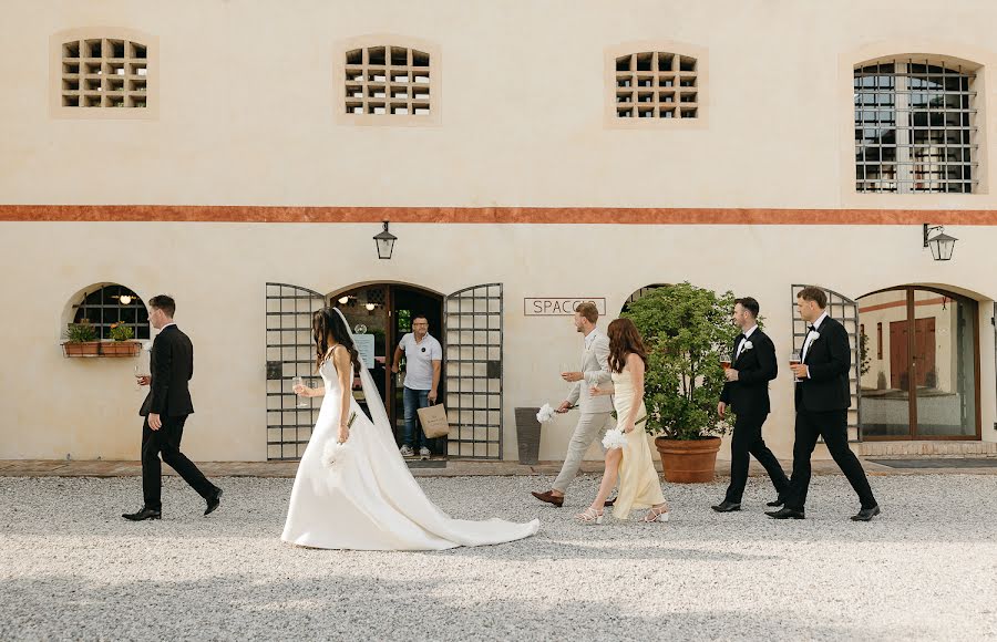 Fotógrafo de casamento Shardey Olynyk (naliawedding). Foto de 17 de novembro 2023