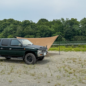 ダットサントラック 4WD