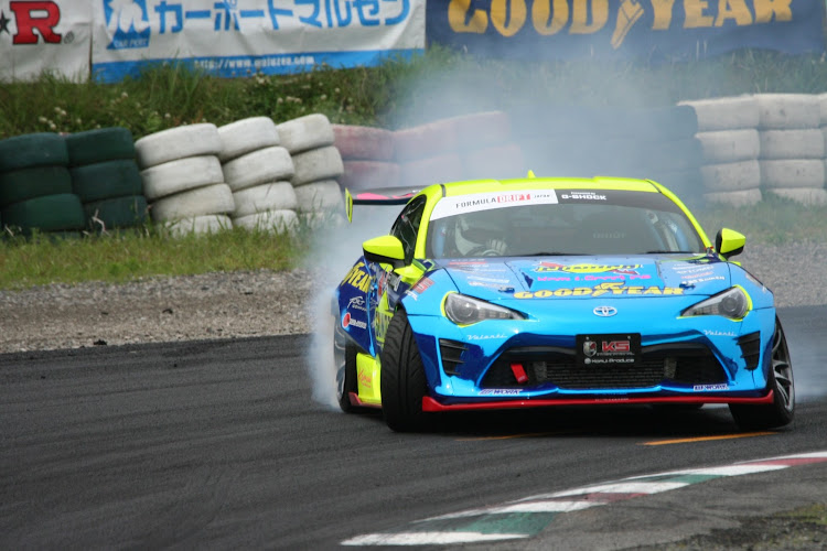 あんこさんが投稿した鈴鹿ツインサーキット・ドリ車・カッコいい(*´꒳`*)に関するカスタム事例の投稿画像6枚目