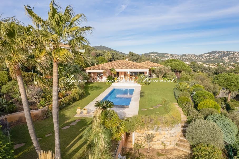 Vente villa 10 pièces 380 m² à Sainte-Maxime (83120), 3 495 000 €