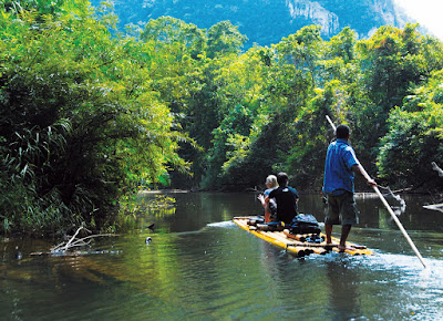 Canoe on the Khao Sok river