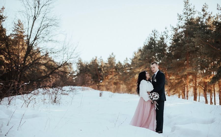 婚禮攝影師Ulyana Titova（titovaulyana）。2019 1月21日的照片